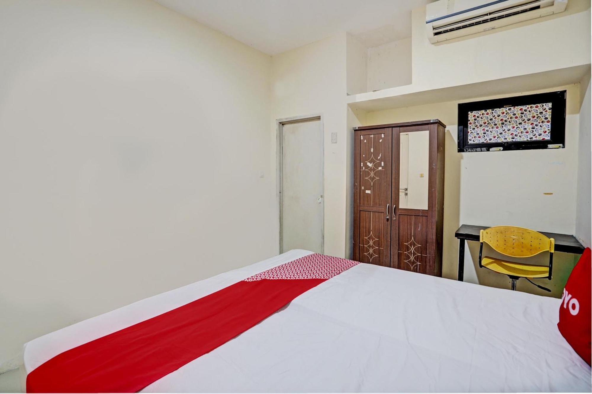 Oyo 93112 Garden Homestay 3 Merlion Surabaia Exterior foto