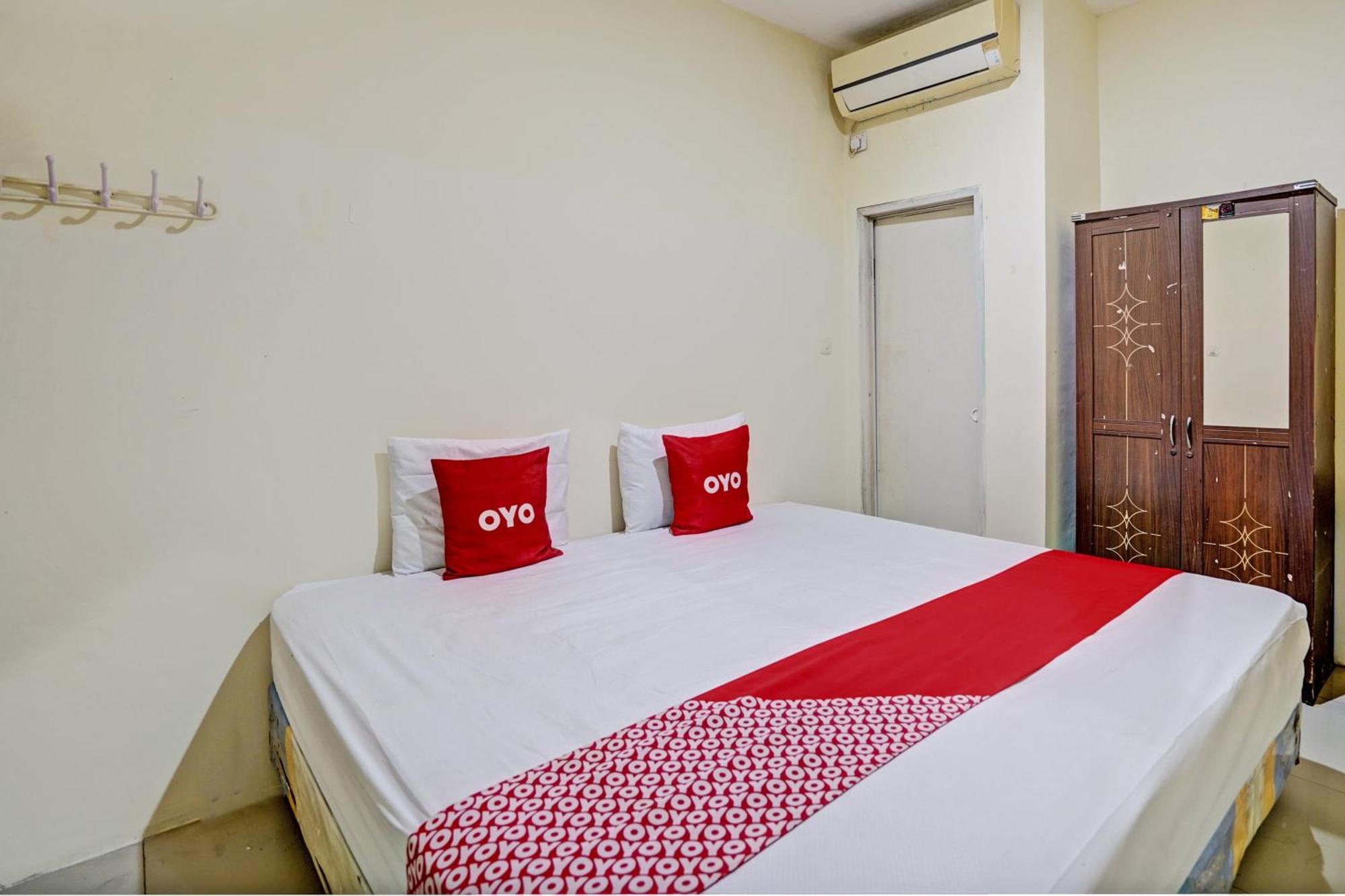 Oyo 93112 Garden Homestay 3 Merlion Surabaia Exterior foto